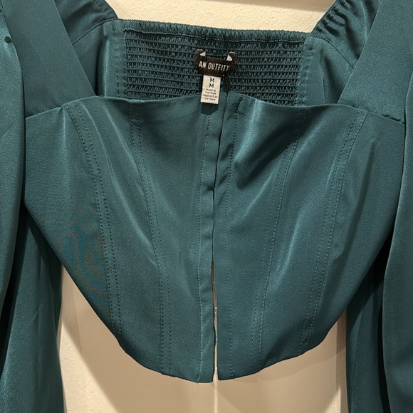 Teal bustier long sleeve cropped top - Picture 3 of 4